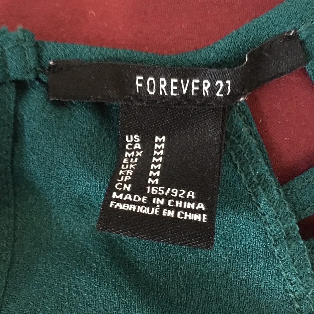 Forever 21 Green Cutout Neckline Top - Picture 4 of 4
